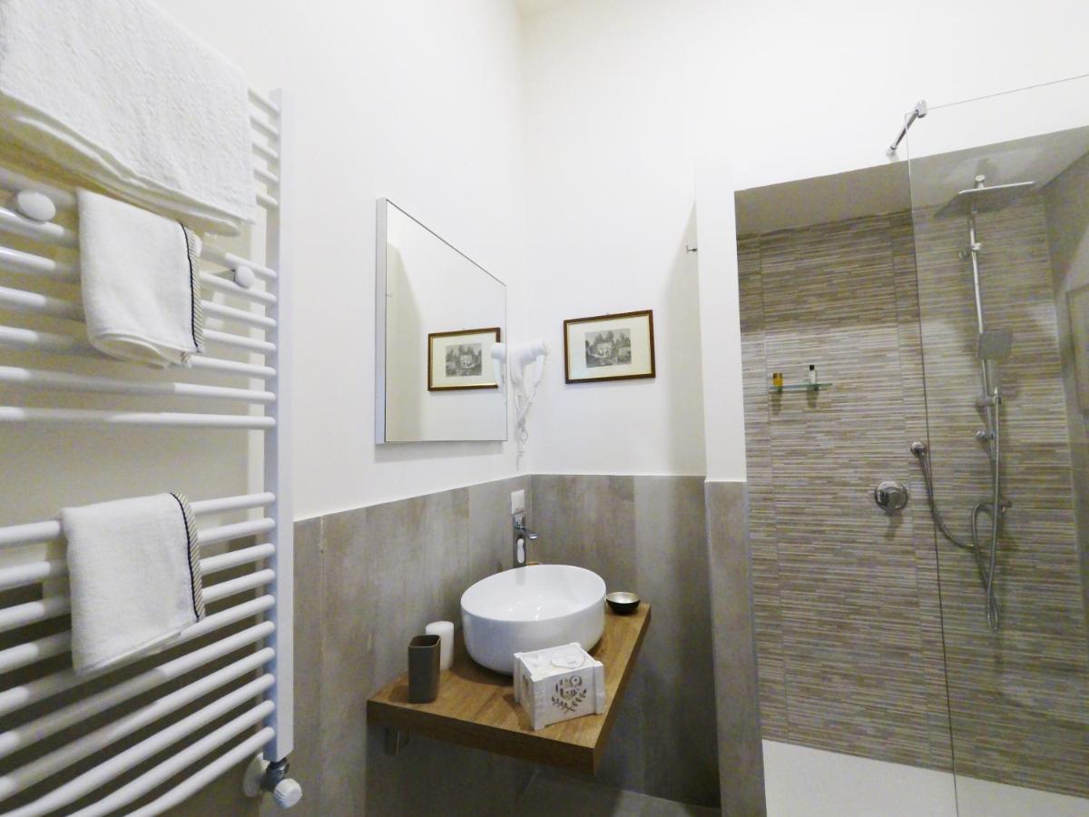 questo rinascimento CASA BRIGITTE Napoli Esterno foto