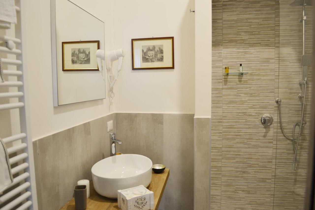 questo rinascimento CASA BRIGITTE Napoli Esterno foto